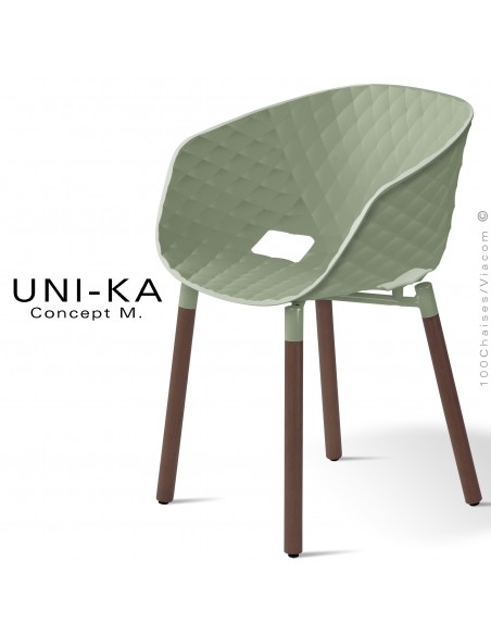 Fauteuil domestique chic et tendance UNIKA, piétement bois vernis brun, assise coque plastique couleur vert pistache.