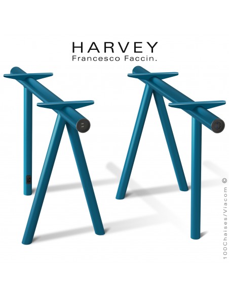 Tréteaux de table ou bureau design HARVEY, structure tube d'acier peint bleu Capri avec connexion électrique et x2-USB.