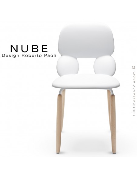 Chaise pour collectivité ou domestique NUBE, piétement bois vernis naturel, assise coque plastique souple couleur blanche.