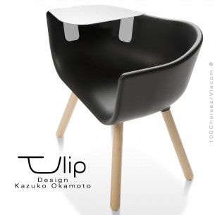 Fauteuil chic et tendance design TULIPE-LARGE coque plastique souple effet "Peached" noir, piétement bois de Frêne vernis.