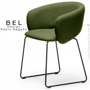 Fauteuil restauration, confort et design BEL, piétement luge acier peint noir, assise et dossier tissu couleur vert Sapin.