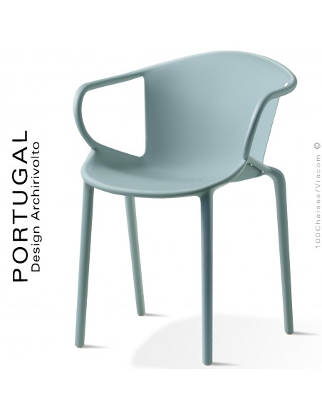 Fauteuil plastique design PORTUGAL, structure polypropylène couleur bleu Azur, avec accoudoirs, empilable.