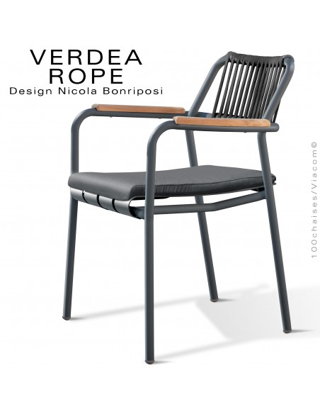 Fauteuil confort d'extérieur VERDEA, structure aluminium peint anthracite, dossier corde marine noir, assise coussin gris foncé.