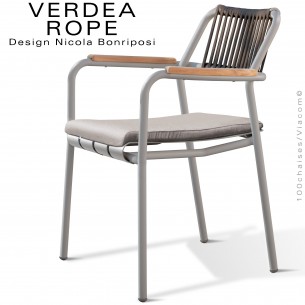 Fauteuil confort d'extérieur VERDEA, structure aluminium peint gris Tourterelle, dossier corde taupe, assise coussin argile.