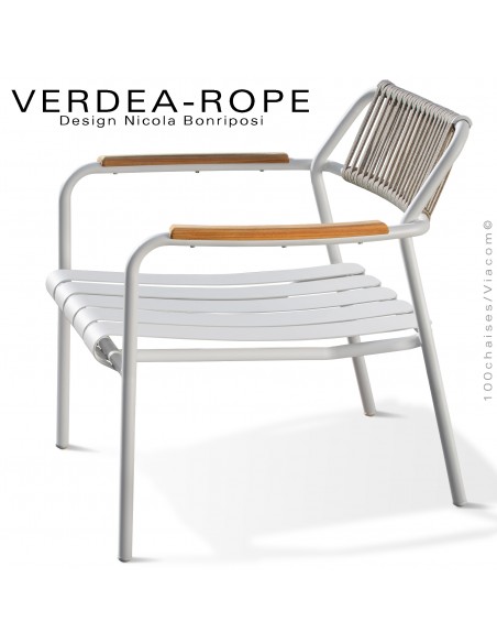 Fauteuil lounge d'extérieur VERDEA, structure aluminium peint blanc, dossier corde crème.