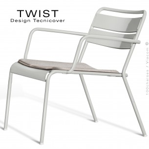 Fauteuil lounge d'extérieur TWIST, structure acier galvanisé peint blanc perle, assise coussin housse, tissu couleur argile.