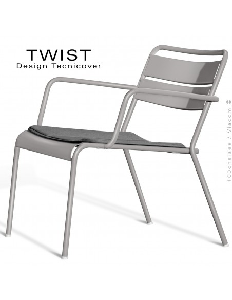 Fauteuil lounge d'extérieur TWIST, structure acier galvanisé peint gris Tourterelle, assise coussin, tissu couleur gris foncé.