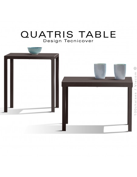 Deux tables d'appoints d'extérieur QUATRIS, structure acier galvanisé peint bronze, plateau carré.