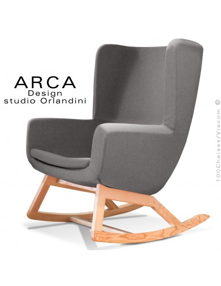Fauteuil à bascule rocking chair ARCA, le confort pour la maison et salon, habillage tissu tabac, piétement bois massif.