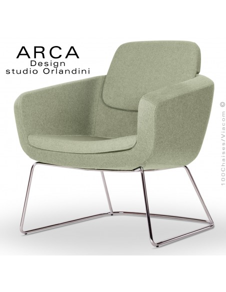 Fauteuil lounge confort ARCA, pour salon d'attente standing, habillage tissu couleur vert clair, piétement luge chromé.