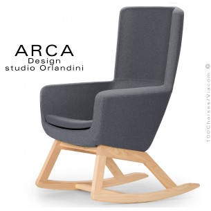 Fauteuil à bascule rocking chair ARCA Small, le confort pour la maison, tissu couleur gris foncé, piétement bois massif.