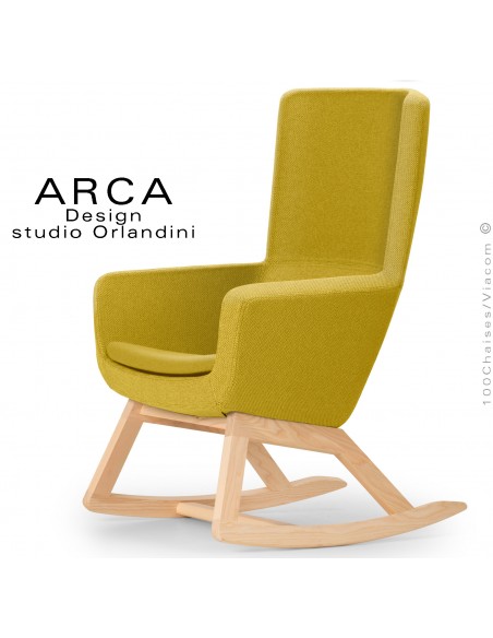 Fauteuil à bascule rocking chair ARCA Small, le confort pour la maison, tissu couleur jaunee soleil, piétement bois massif.