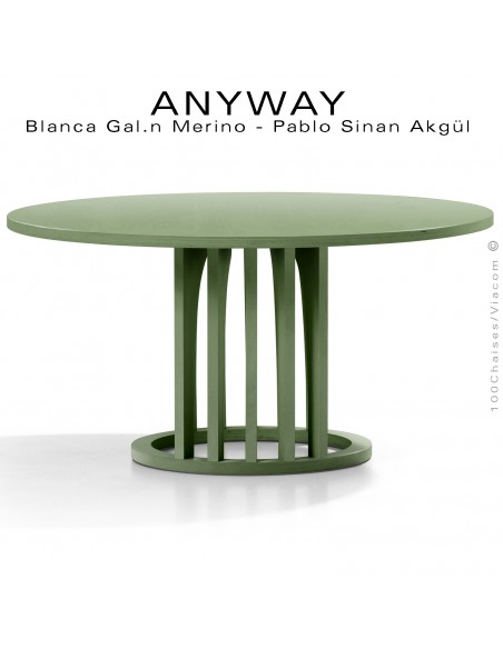 Fauteuil de bureau pivotant ARCA Mini, ou domestique, assise garnie de mousse, tissu rose, piétement plastique noir.