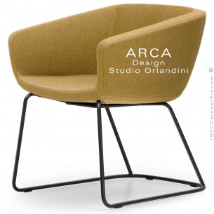 Fauteuil d'attente ou domestique ARCA Mini, assise garnie de mousse, habillage couleur jaune d'or, piétement luge noir.