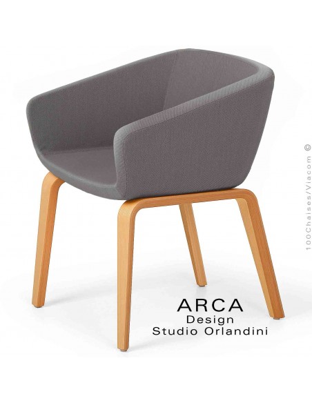 Fauteuil CHR ou domestique ARCA Mini, assise tissu couleur tabac, piétement 4 pieds bois de Frêne vernis.