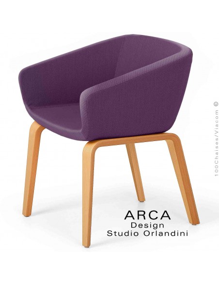 Fauteuil CHR ou domestique ARCA Mini, assise tissu couleur violet, piétement 4 pieds bois de Frêne vernis.