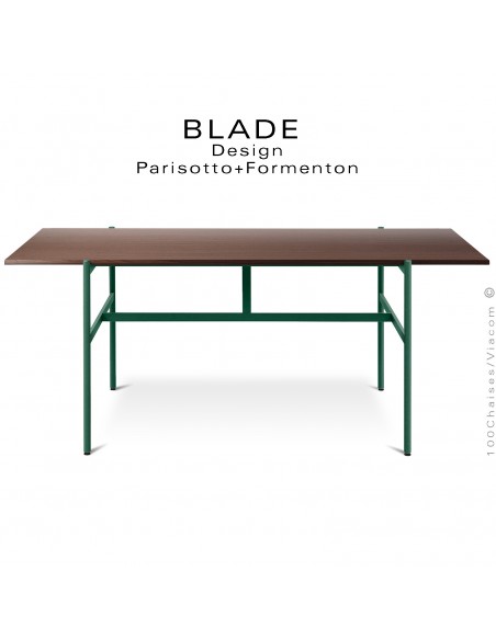 Table minimaliste design BLADE, plateau rectangulaire, chêne foncé, piétement tube d'acier peint vert bouteille.