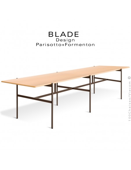 Grande table de réunion design BLADE, plateau rectangulaire, Frêne naturel, piétement tube d'acier peint marron.