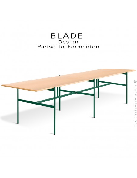 Grande table de réunion design BLADE, plateau rectangulaire, Frêne naturel, piétement tube d'acier peint vert bouteille.