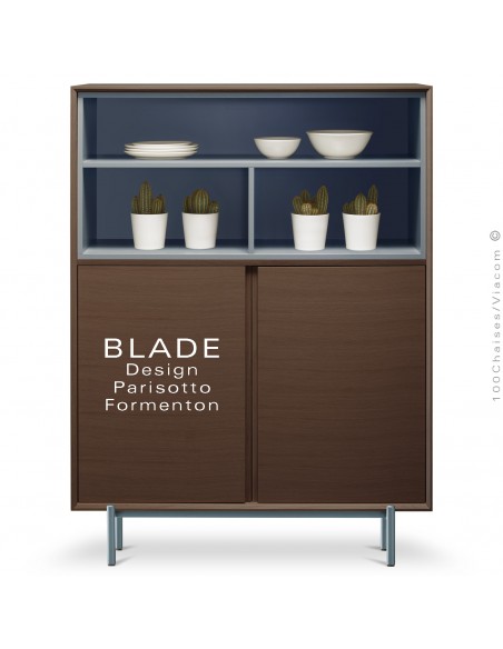 Commode, buffet ou bahut BLADE, pour bureau ou maison, caisson multiplis plaqué chêne foncé, piétement acier peint bleu pétrole.