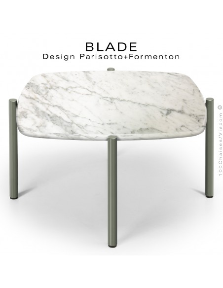 Table basse BLADE-CAFÉ, structure à 4 pieds peint gris ciment, plateau carré en marbre de Statuario de Carrara.