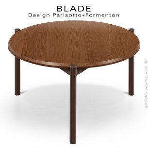 Table basse design BLADE-CAFÉ, structure à trois pieds en tube d'acier peint marron, plateau bois massif noyer vernis rond.