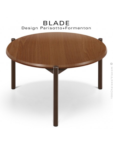 Table basse design BLADE-CAFÉ, structure à trois pieds en tube d'acier peint marron, plateau bois massif noyer vernis rond.