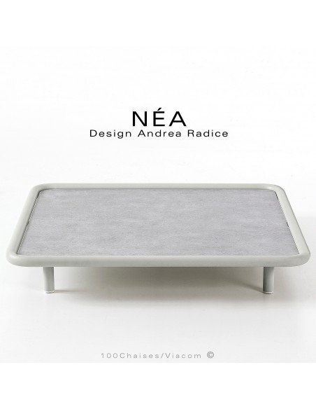 Table basse carrée d'extérieur NÉA, structure acier galvanisé peint blanc perle, plateau stratifié HP, aspect ciment.