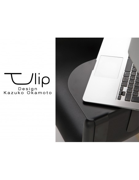 TULIPE LARGE chaise design coque, option tablette de travail de couleurs noire ou blanche.