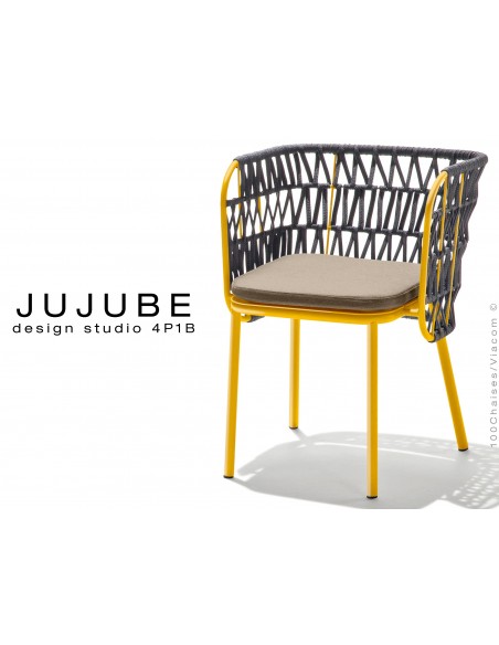 JUJUBE chaise design structure acier peint jaune, avec coussin d'assise crème et dossier tressé pour intérieur