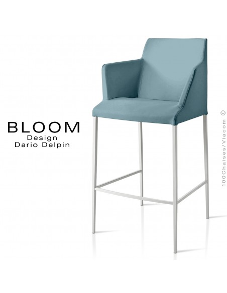 Tabouret de bar lounge avec accoudoirs BLOOM, structure acier peint blanc, assise et dossier garnis, habillage tissu bleu