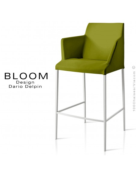 Tabouret de bar lounge avec accoudoirs BLOOM, structure acier peint blanc, assise et dossier garnis, habillage tissu vert 1K