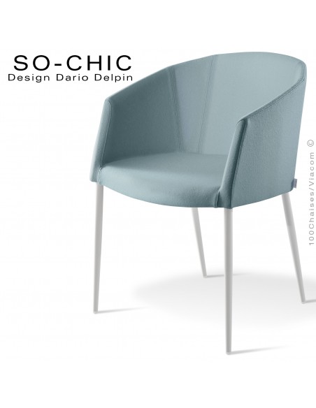 Fauteuil design tendance SO-CHIC, piètement 4 pieds acier peint blanc, assise garnie, habillage 100% laine feutre bleu clair