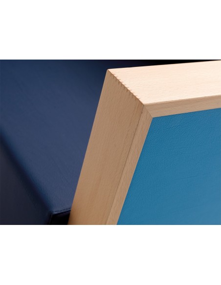 Détail finition fauteuil VIP.