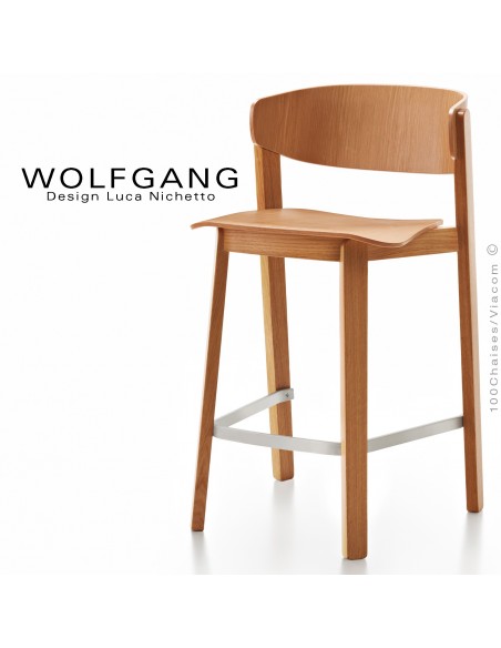 Tabouret design WOLFGANG, pour cuisine et îlot central, structure et assise chêne vernis noyer clair.