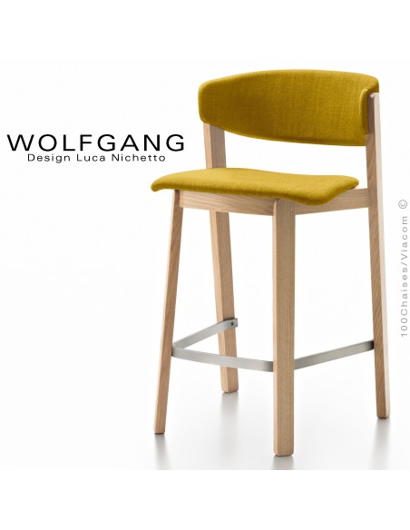 Tabouret bois design WOLFGANG, piétement chêne clair, assise et dossier habillage tissu couleur jaune.