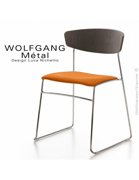 Chaise WOLFGANG Métal, piétement acier chromé, assise habillage tissu orange, dossier vernis tabac.