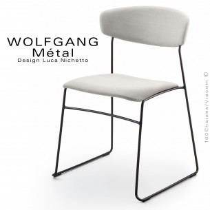 Chaise WOLFGANG Métal, piétement acier peint noir, assise et dossier habillage tissu couleur blanc.
