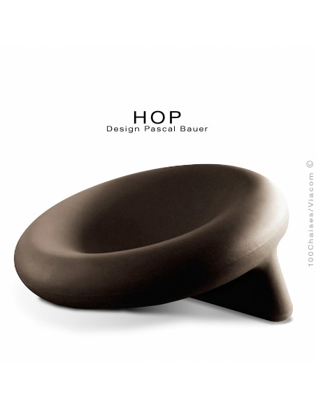 Fauteuil assise basse lounge confort HOP, structure plastique couleur chocolat.