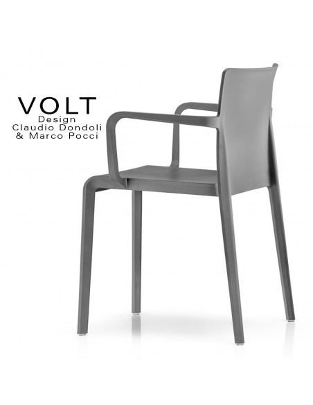 Fauteuil plastique pour terrasse et restaurant VOLT, structure polypropylène de couleur gris foncé.