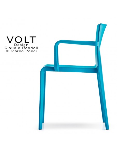 Fauteuil plastique pour terrasse et restaurant VOLT, structure polypropylène de couleur bleu.