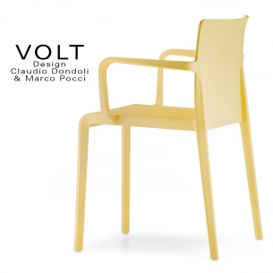 Fauteuil plastique pour terrasse et restaurant VOLT, structure polypropylène de couleur jaune.