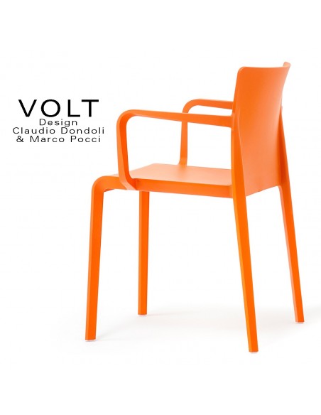 Fauteuil plastique pour terrasse et restaurant VOLT, structure polypropylène de couleur orange.