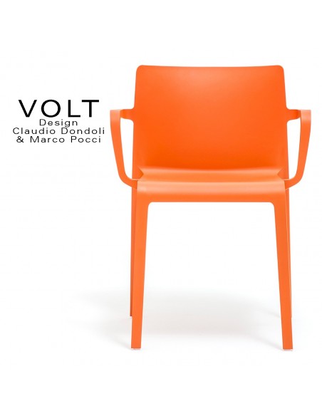 Fauteuil plastique pour terrasse et restaurant VOLT, structure polypropylène de couleur orange.