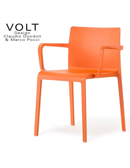 Fauteuil plastique pour terrasse et restaurant VOLT, structure polypropylène de couleur orange.