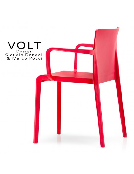 Fauteuil plastique pour terrasse et restaurant VOLT, structure polypropylène de couleur rouge.