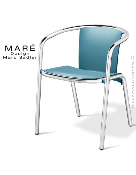 Fauteuil MARÉ, piétement aluminium anodisé, assise coque plastique couleur bleu.