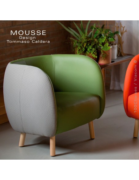 Collection Mousse, fauteuil lougne et fauteuil simple, piétement bois hêtre, assise et dossier garnie, habillage tissu