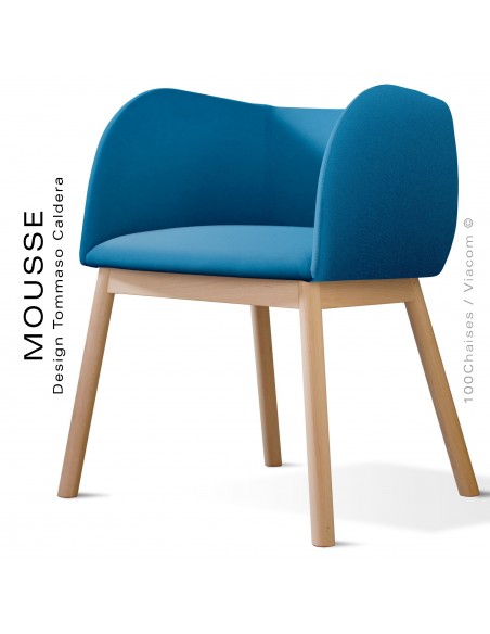 Fauteuil Mousse, piétement bois hêtre naturel, assise et dossier garnie, habillage tissu bleu