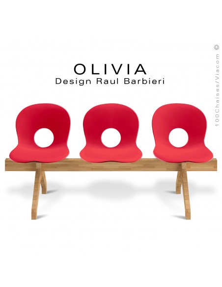 Banc design OLIVIA, piétement bois, assise 3 places coque plastique couleur rouge.